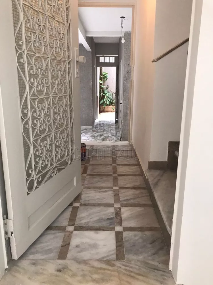 Casa, 8 quartos, 337 m² - Foto 2