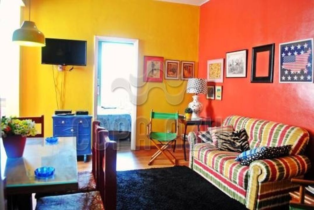 Apartamento à venda com 2 quartos, 75m² - Foto 1