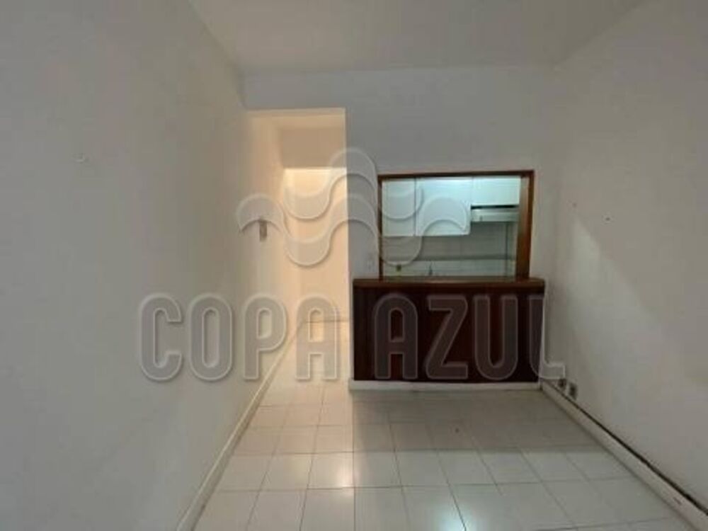 Apartamento à venda com 1 quarto, 40m² - Foto 1