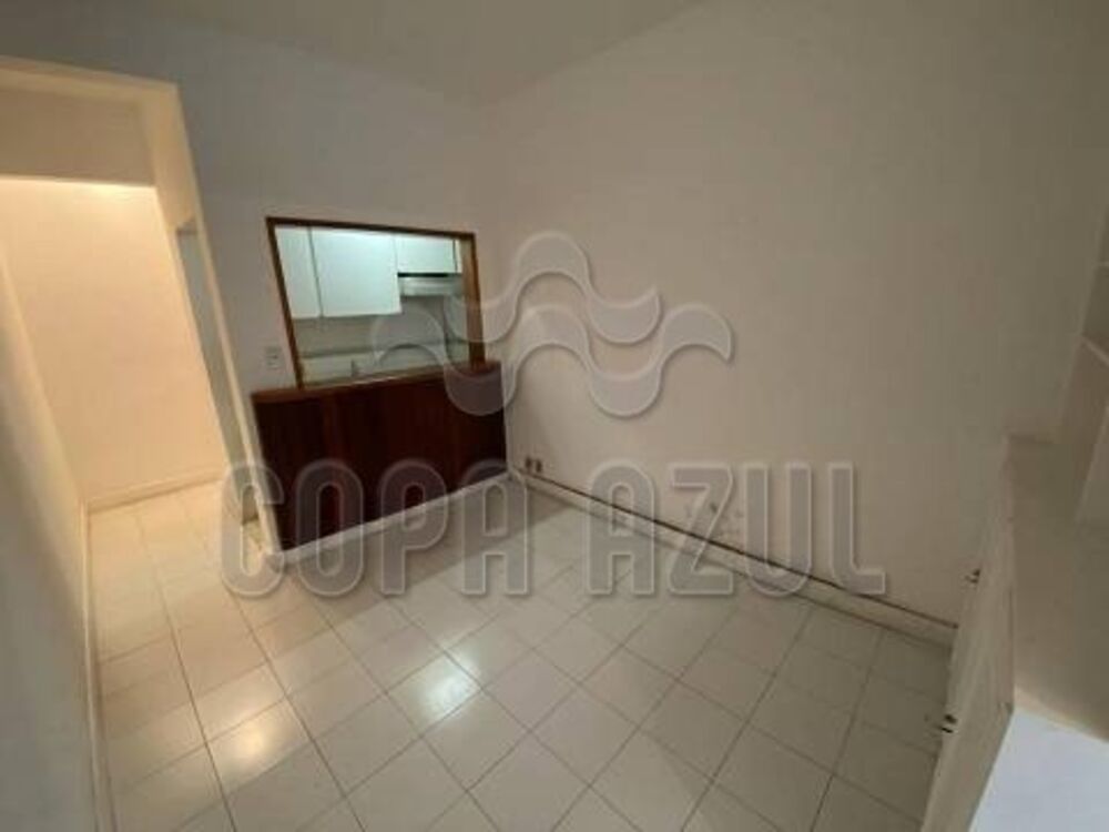 Apartamento à venda com 1 quarto, 40m² - Foto 4
