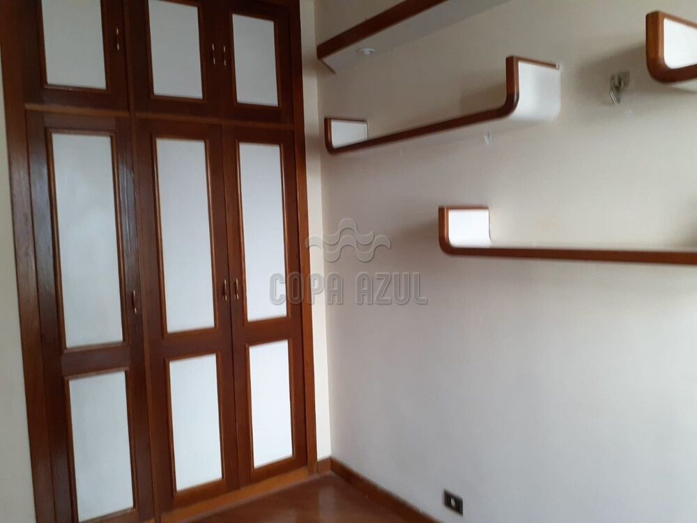 Apartamento à venda com 3 quartos, 149m² - Foto 5