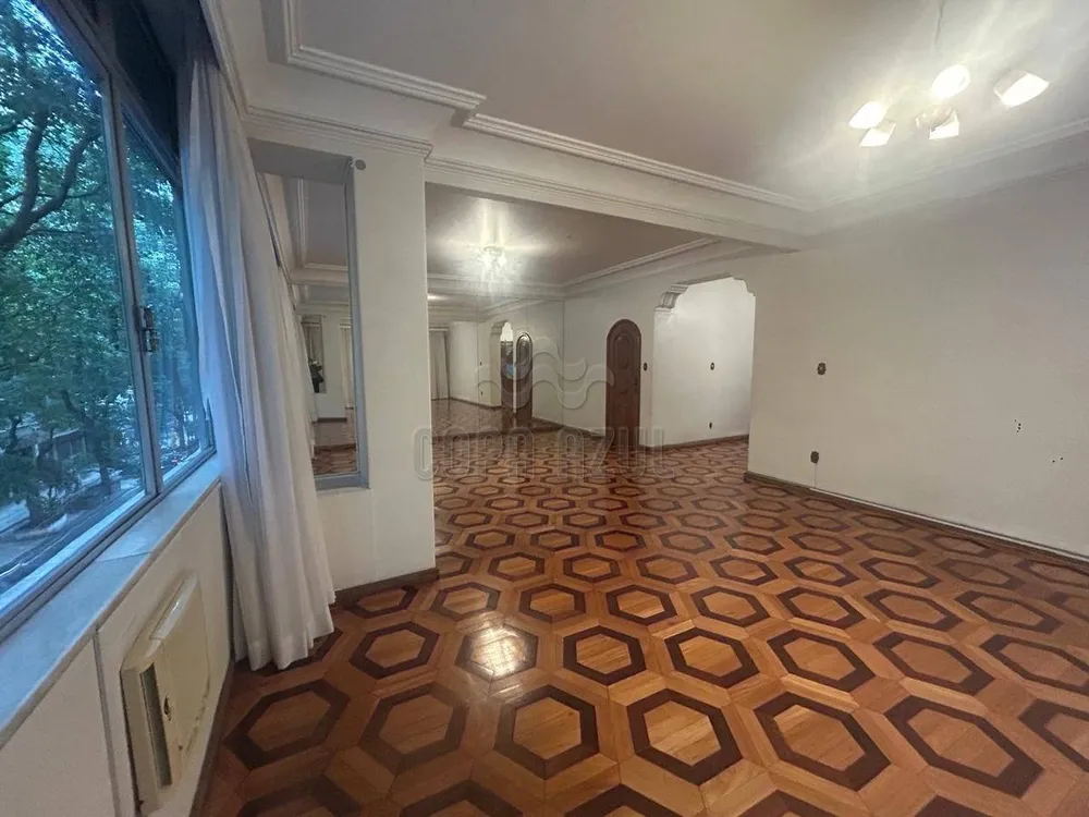 Apartamento, 3 quartos, 215 m² - Foto 1