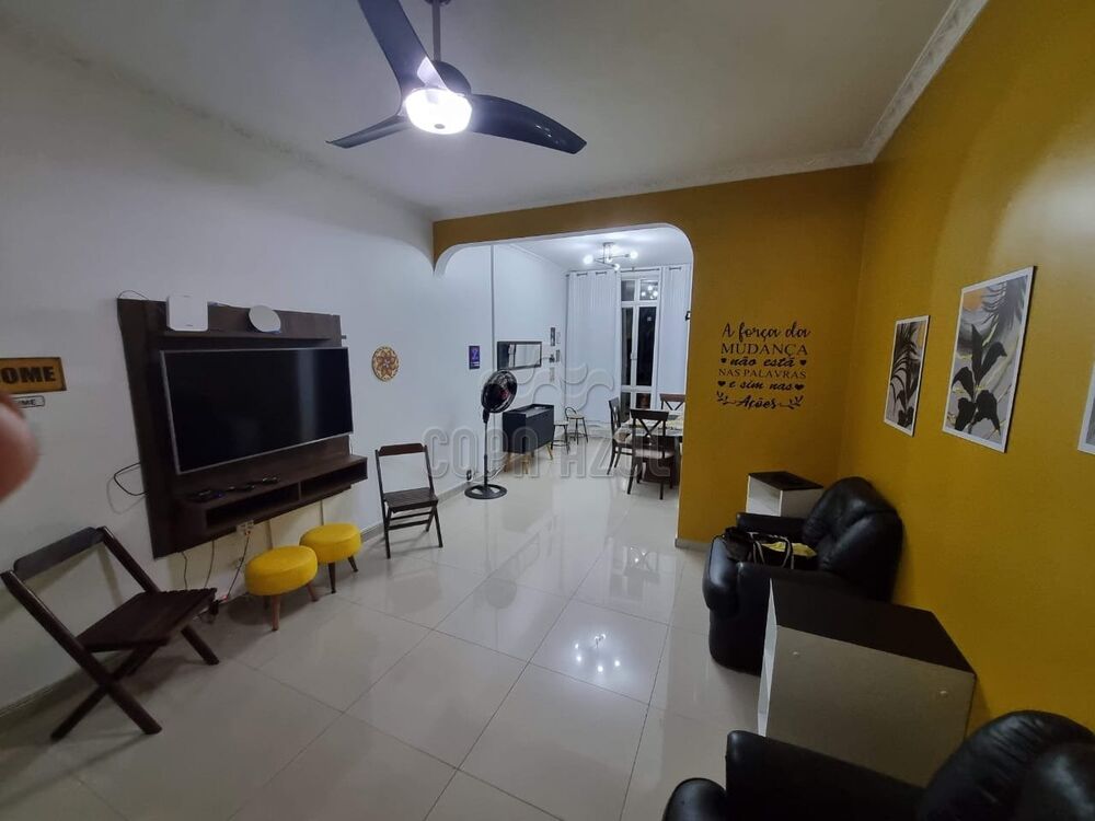 Apartamento à venda com 3 quartos, 105m² - Foto 1