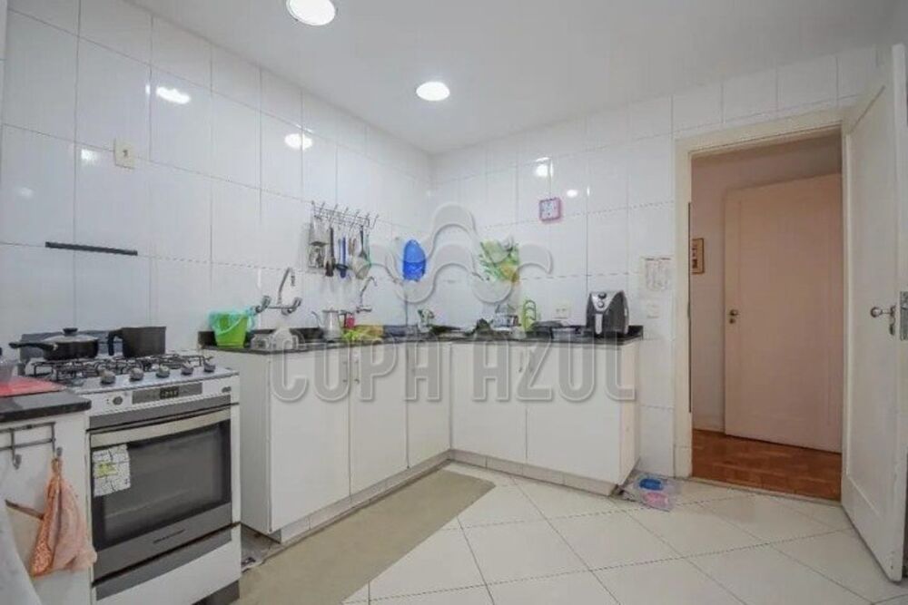 Apartamento à venda com 4 quartos, 190m² - Foto 19