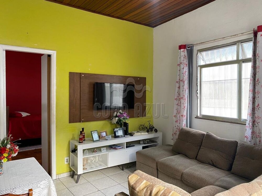 Casa à venda com 2 quartos, 75m² - Foto 1