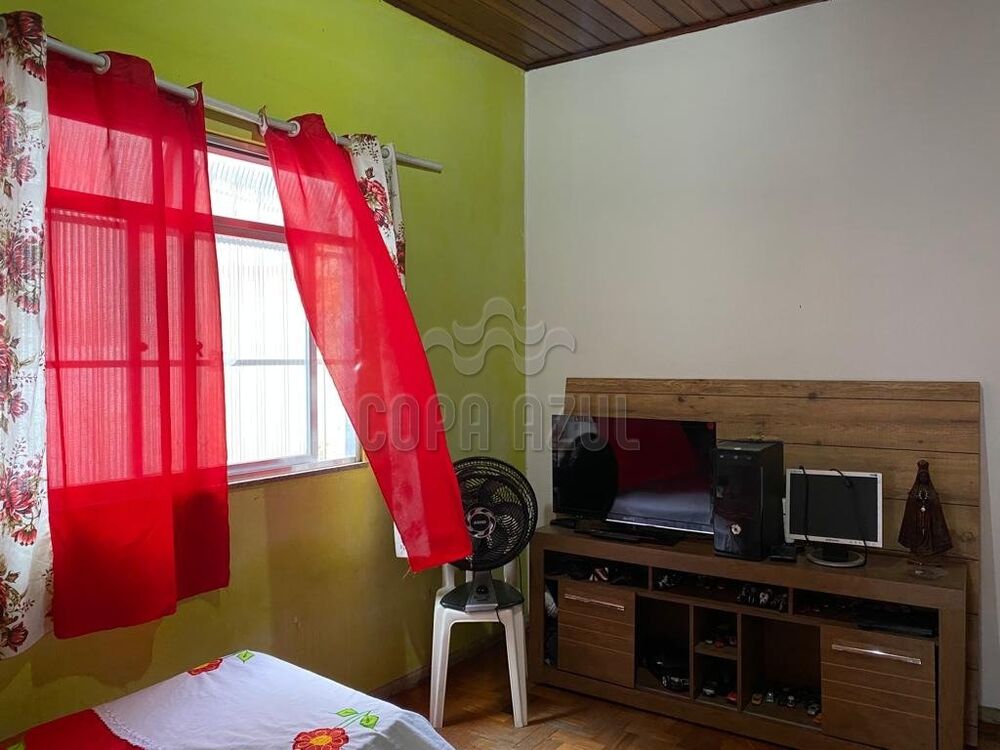 Casa à venda com 2 quartos, 75m² - Foto 12