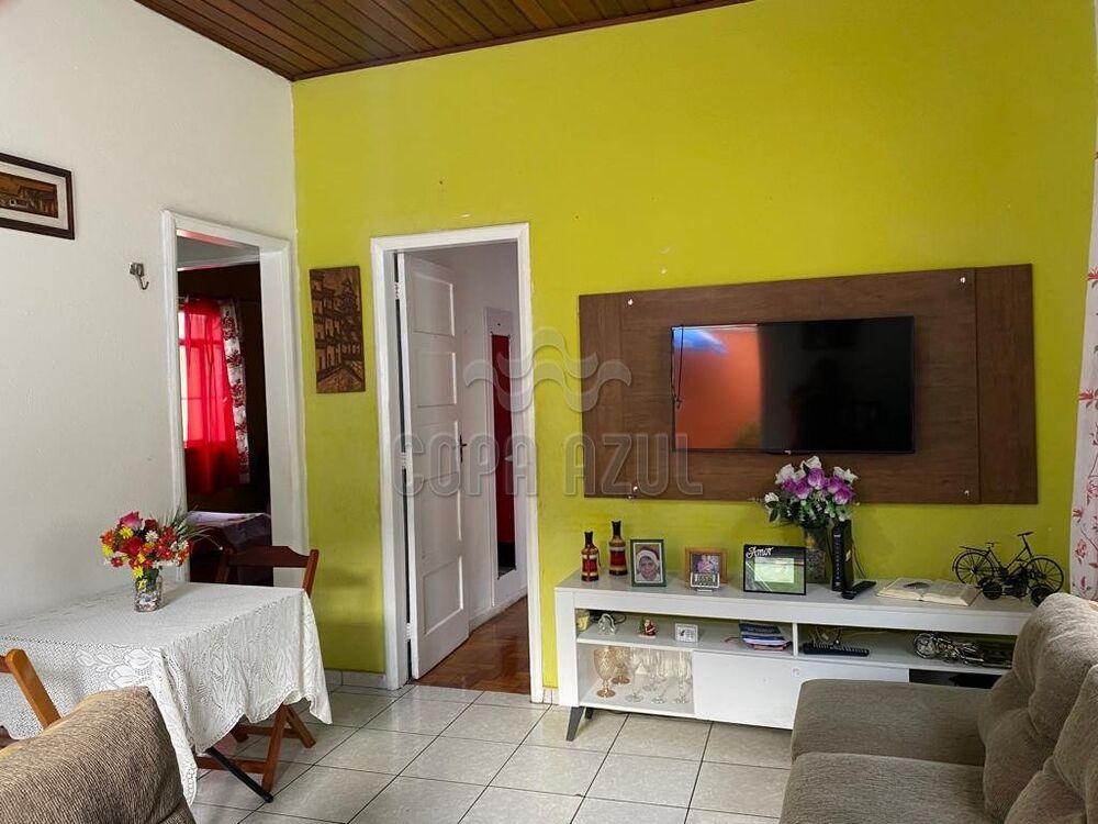 Casa à venda com 2 quartos, 75m² - Foto 4