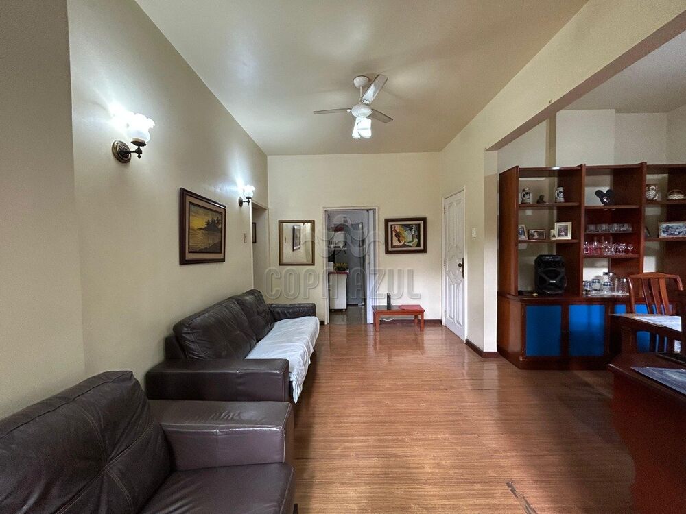 Apartamento à venda com 2 quartos, 82m² - Foto 2
