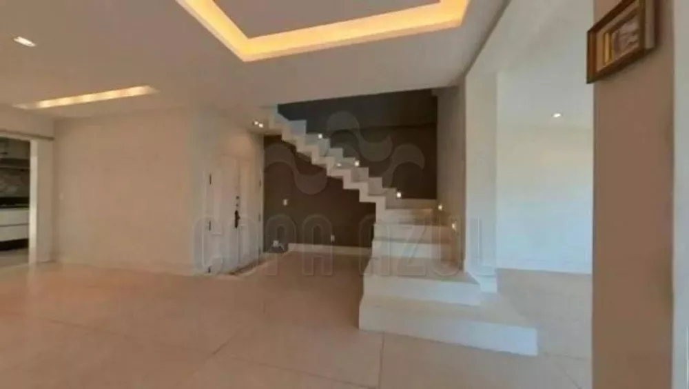 Cobertura, 3 quartos, 205 m² - Foto 3