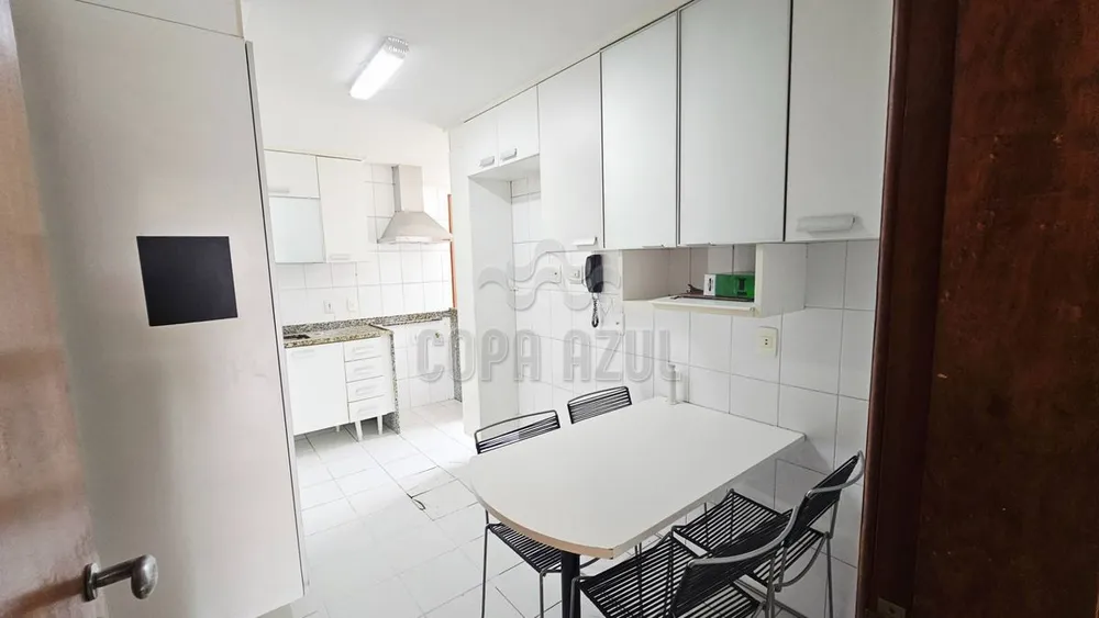 Cobertura, 3 quartos, 208 m² - Foto 14