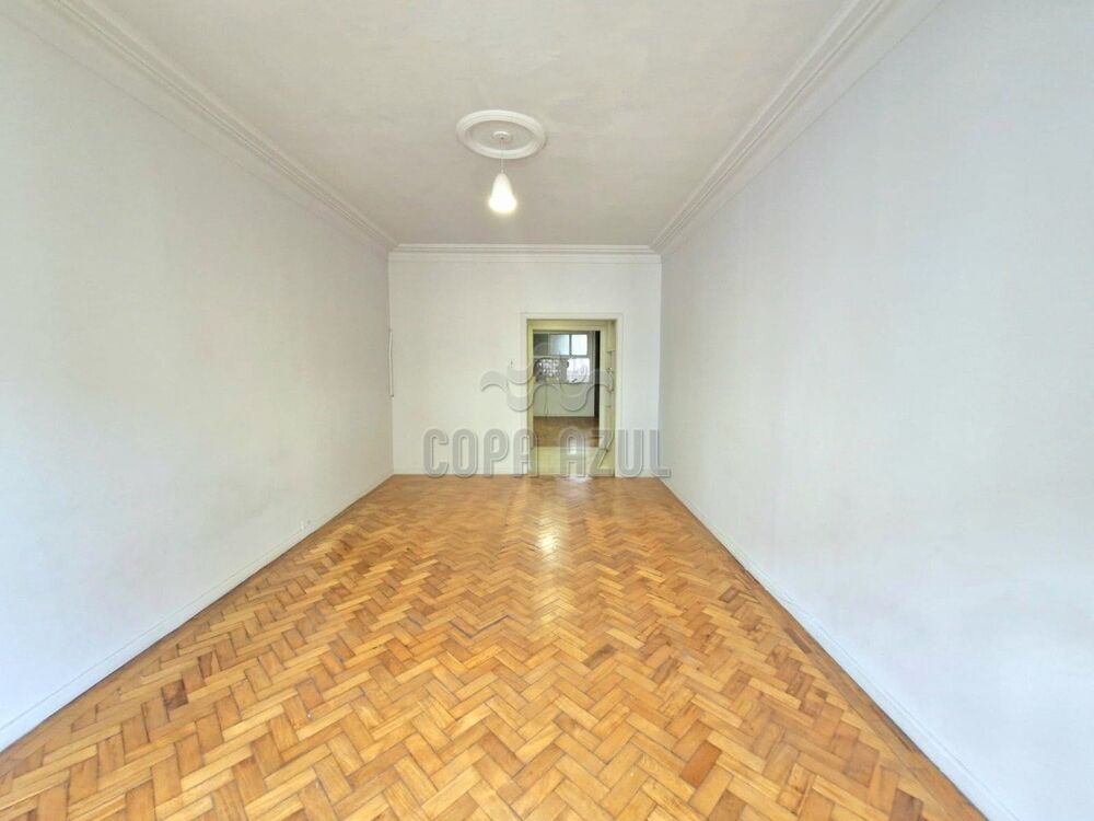 Apartamento à venda com 3 quartos, 123m² - Foto 4