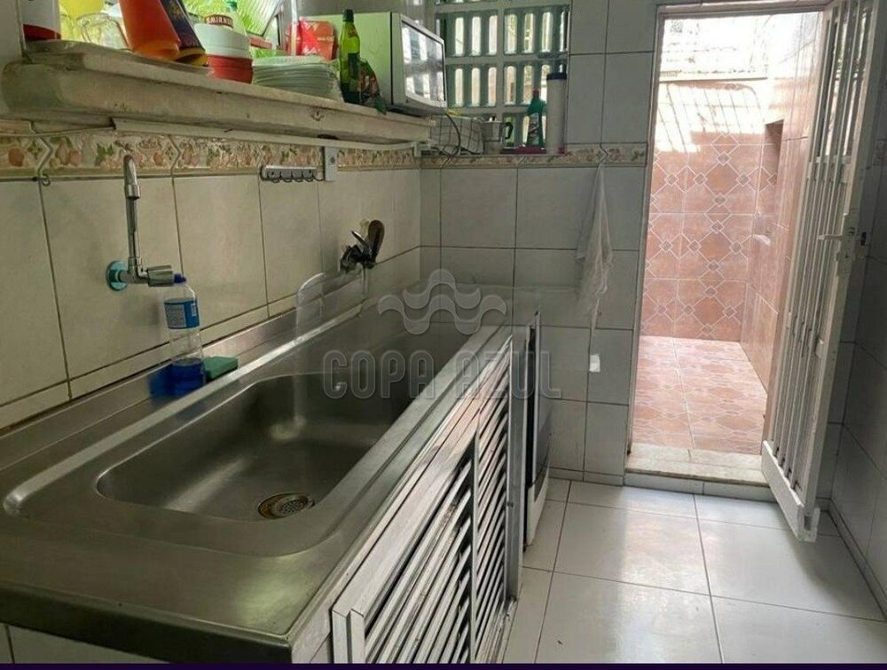 Casa à venda com 2 quartos, 100m² - Foto 18