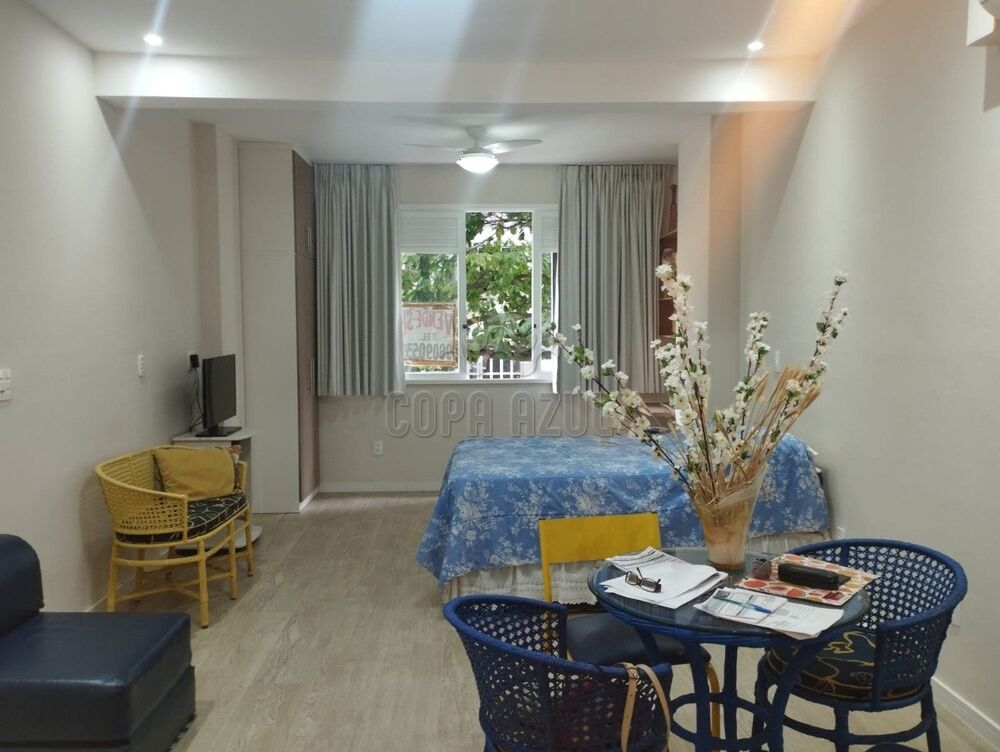 Apartamento à venda com 1 quarto, 45m² - Foto 1