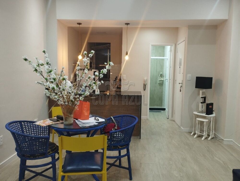 Apartamento à venda com 1 quarto, 45m² - Foto 2