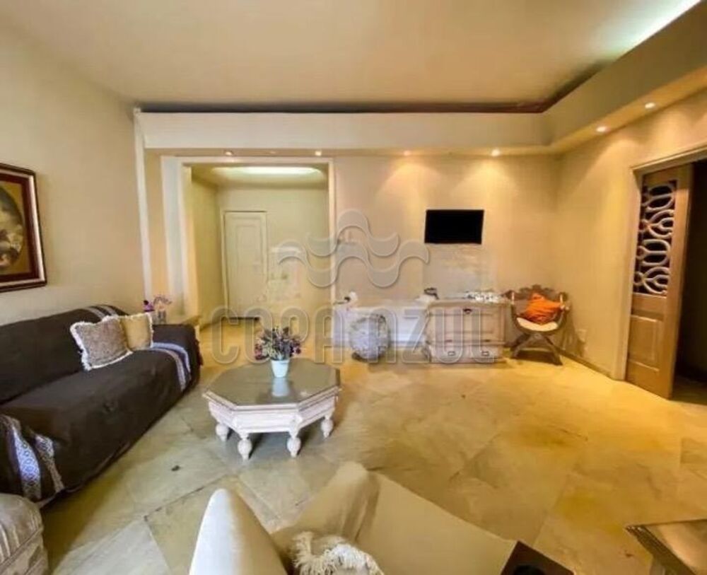 Apartamento à venda com 3 quartos, 130m² - Foto 1