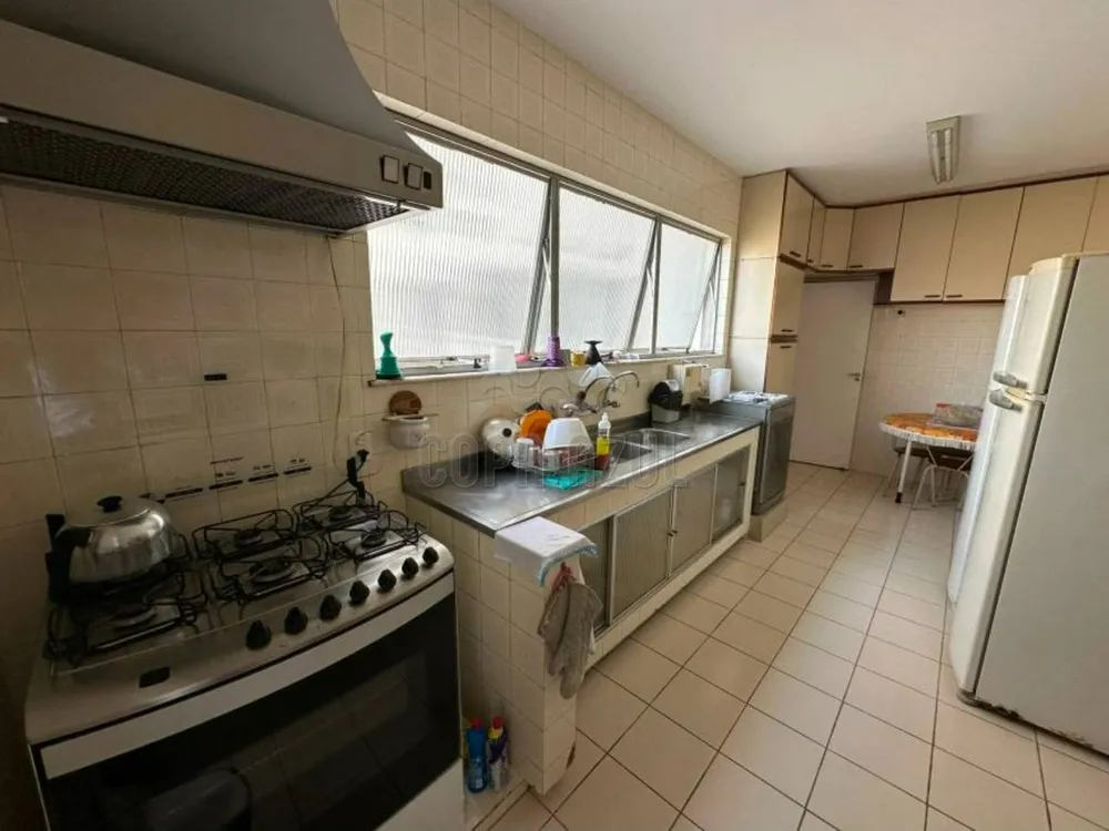 Apartamento, 3 quartos, 200 m² - Foto 1