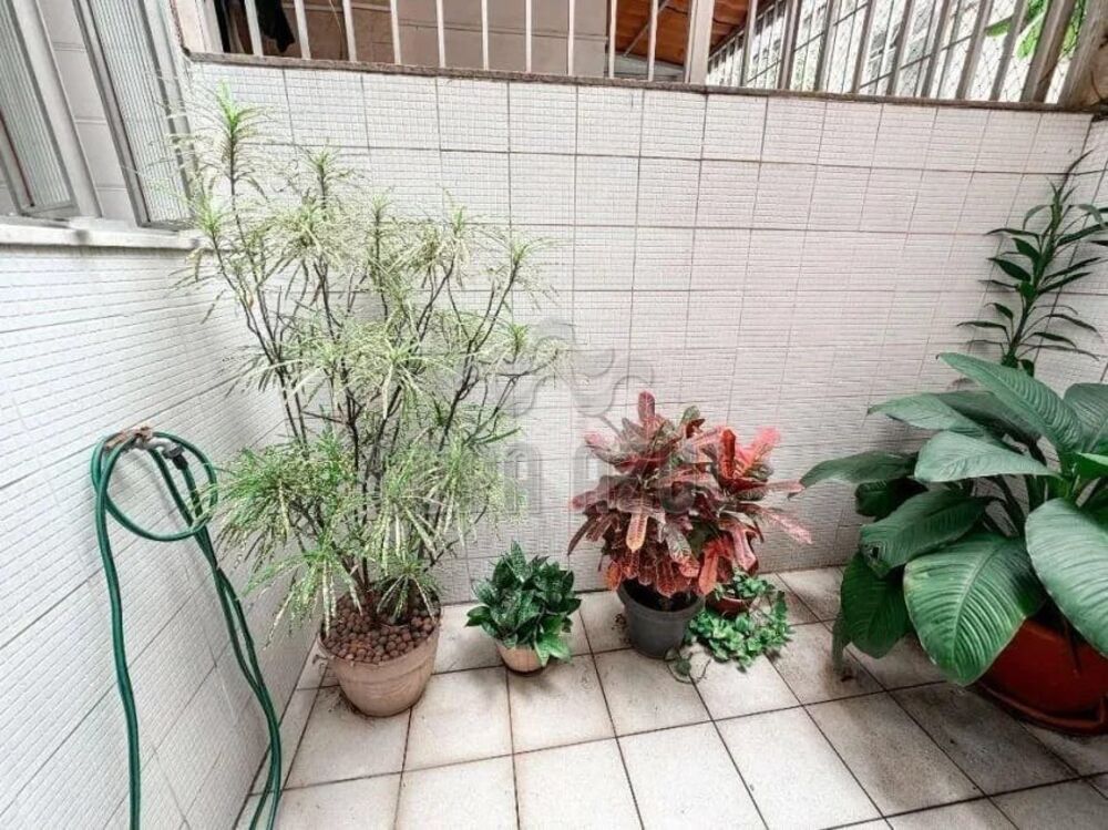 Apartamento à venda com 3 quartos, 95m² - Foto 12