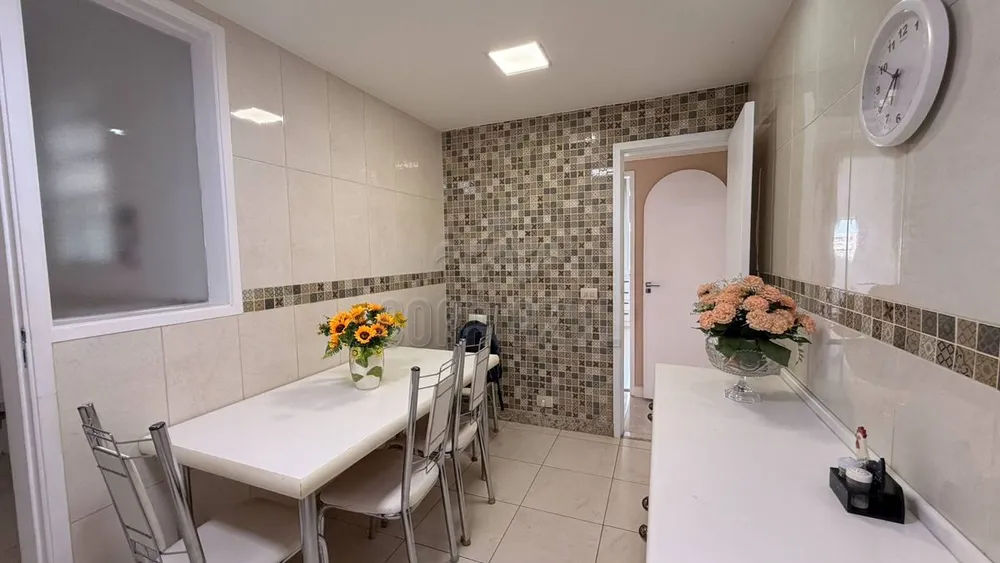 Apartamento, 3 quartos, 110 m² - Foto 2