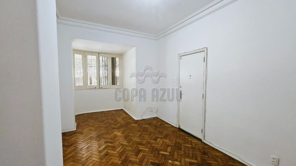 Apartamento à venda com 1 quarto, 69m² - Foto 13