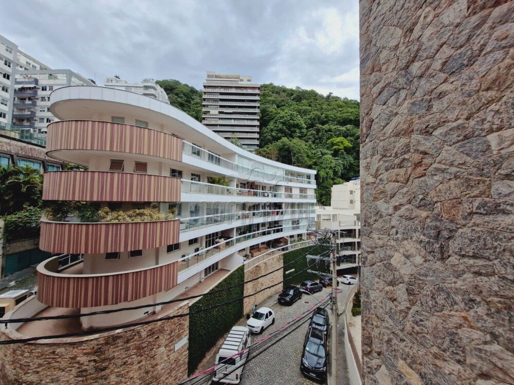 Apartamento à venda com 3 quartos, 96m² - Foto 9