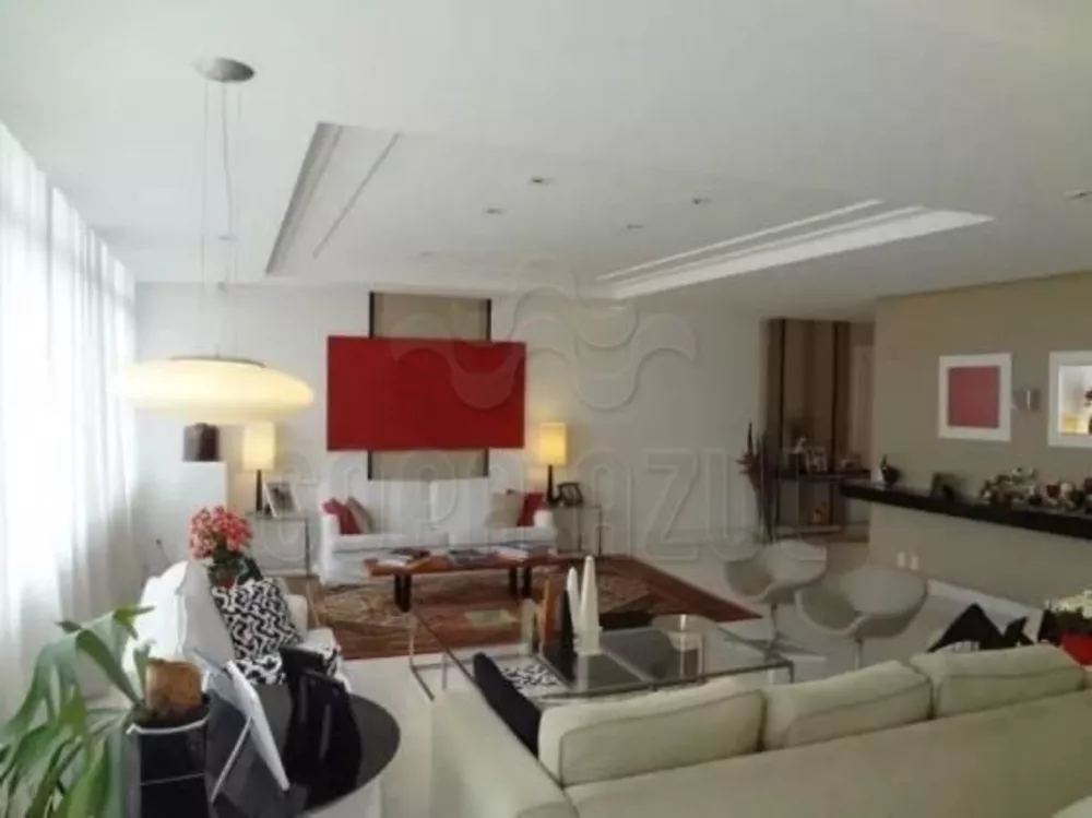 Apartamento, 3 quartos, 244 m² - Foto 1