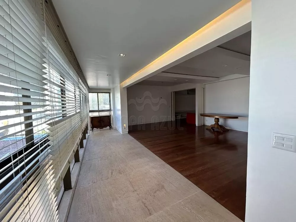 Apartamento, 3 quartos, 257 m² - Foto 1
