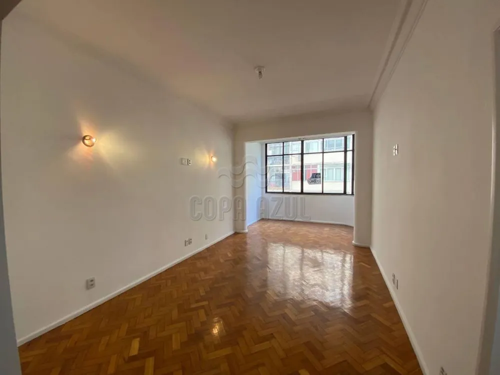 Apartamento, 3 quartos, 130 m² - Foto 2