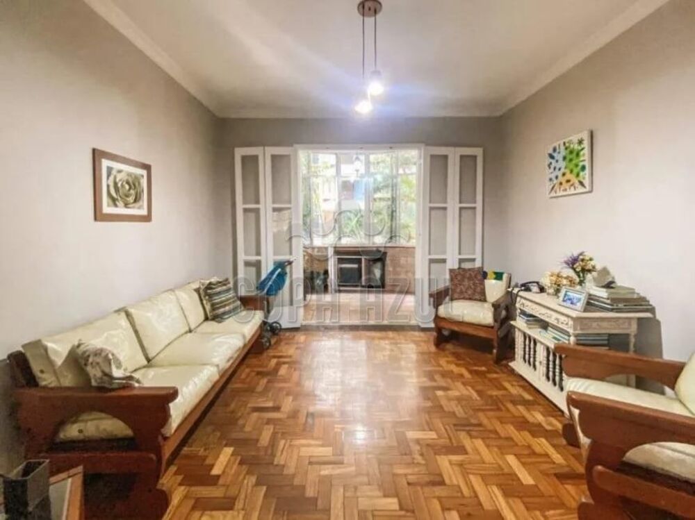 Apartamento à venda com 4 quartos, 243m² - Foto 1