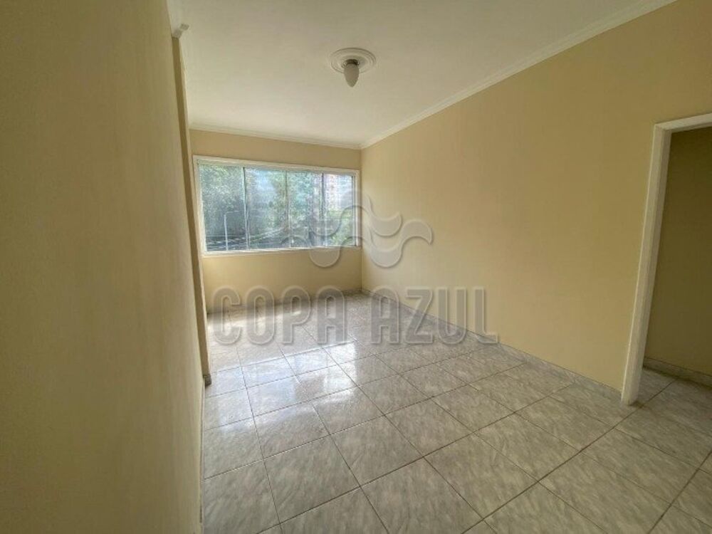 Apartamento à venda com 2 quartos, 75m² - Foto 3