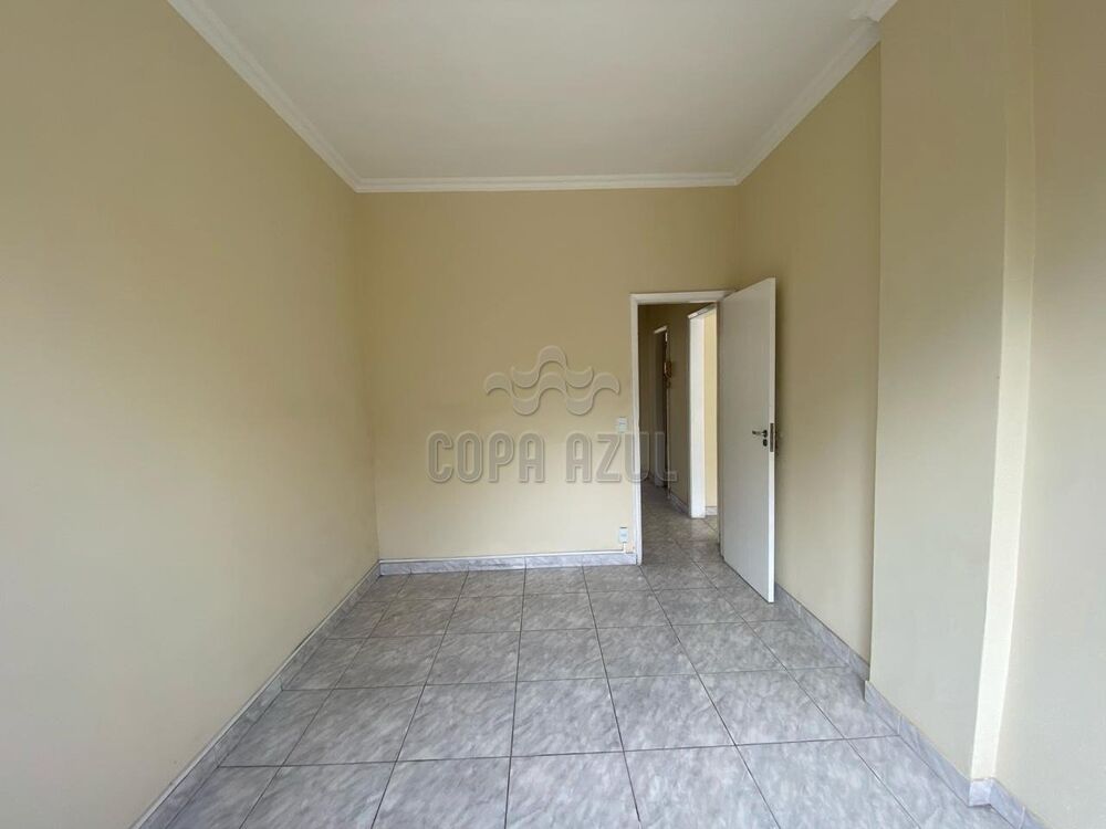 Apartamento à venda com 2 quartos, 75m² - Foto 7
