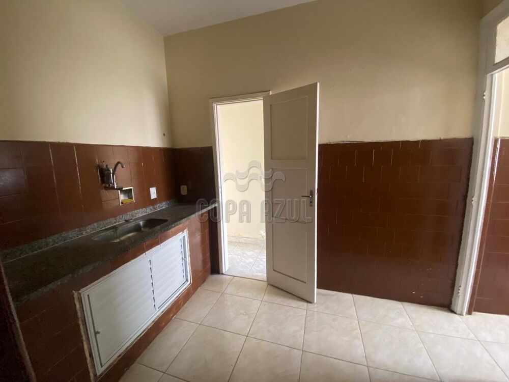 Apartamento à venda com 2 quartos, 75m² - Foto 15