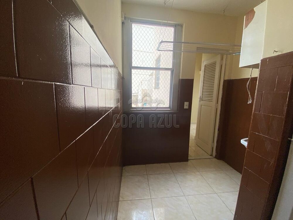 Apartamento à venda com 2 quartos, 75m² - Foto 19