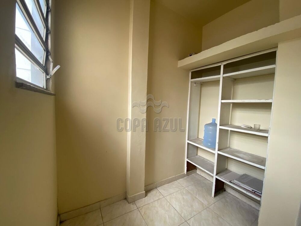 Apartamento à venda com 2 quartos, 75m² - Foto 23