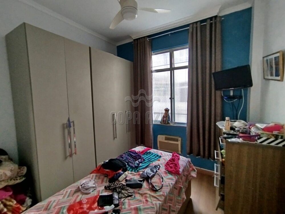 Apartamento à venda com 2 quartos, 65m² - Foto 2