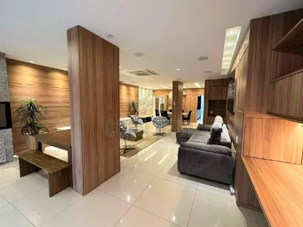 Apartamento, 3 quartos, 158 m² - Foto 2