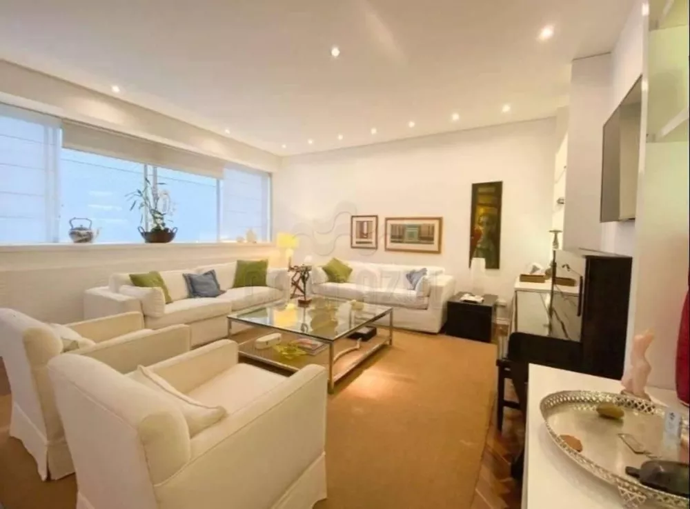 Apartamento, 4 quartos, 135 m² - Foto 1