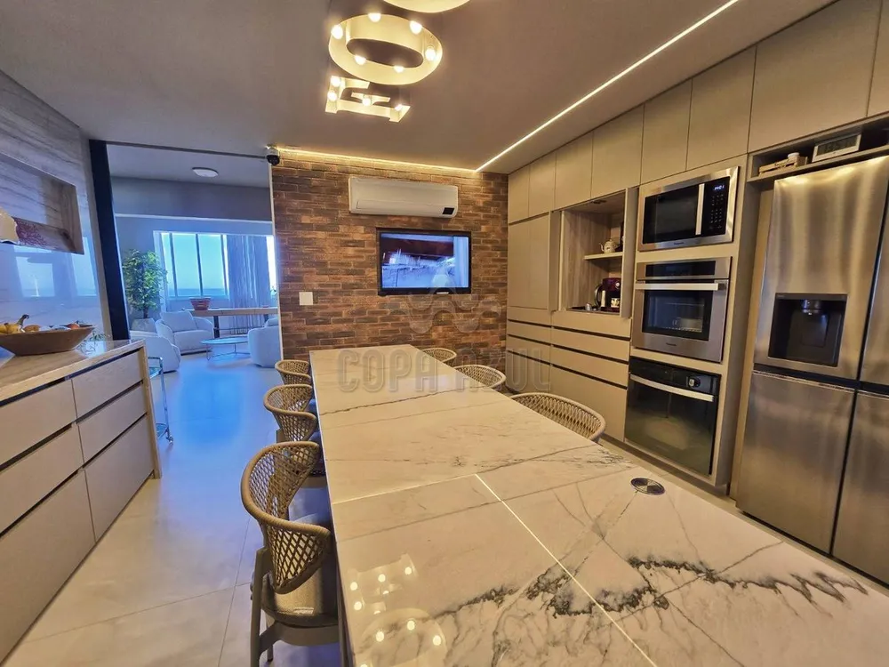 Apartamento, 3 quartos, 236 m² - Foto 13