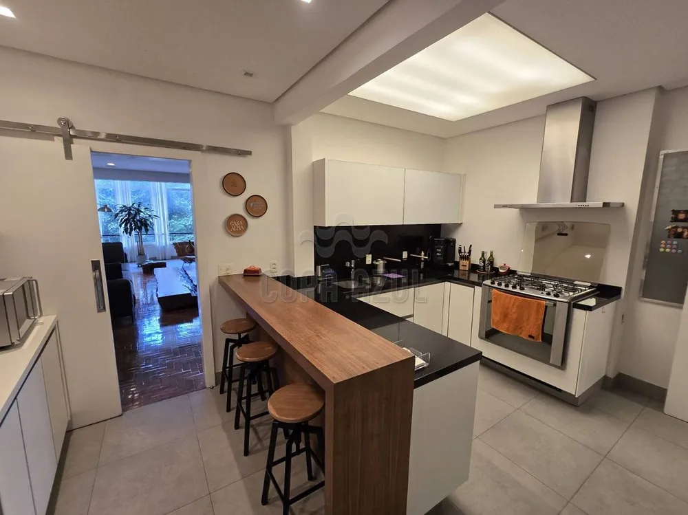 Apartamento, 3 quartos, 210 m² - Foto 2