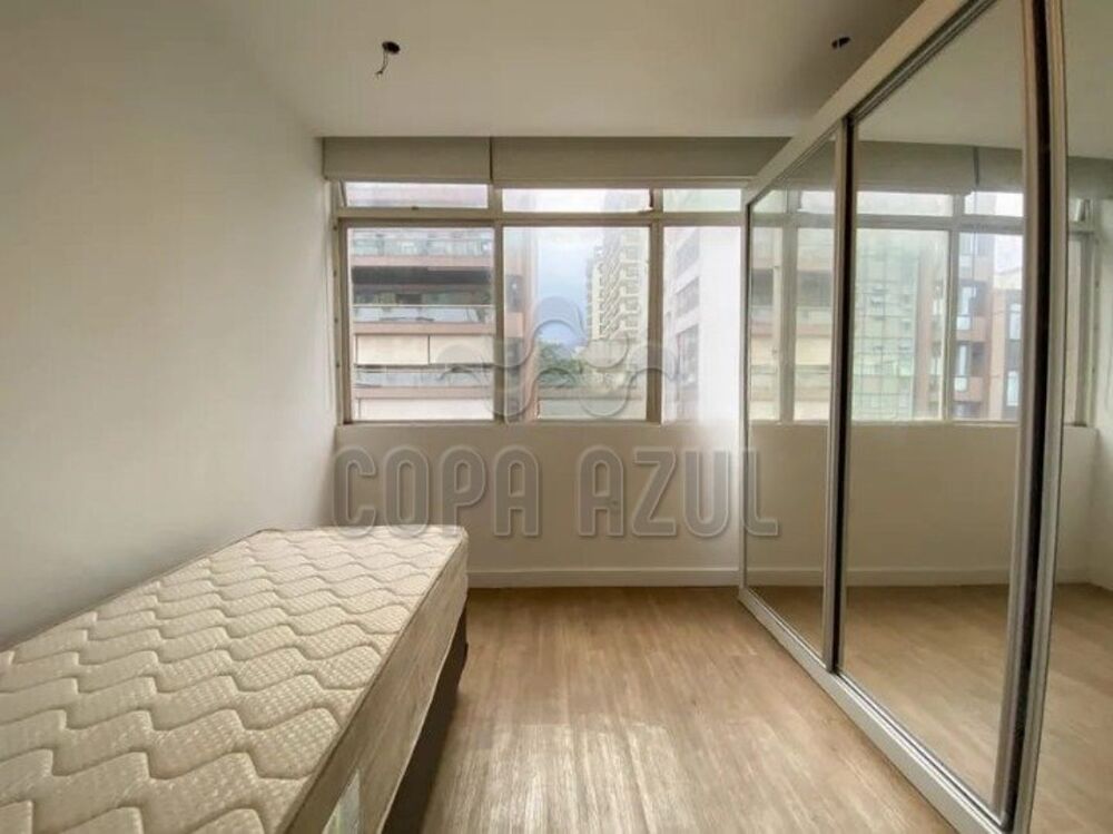Apartamento à venda com 4 quartos, 170m² - Foto 10