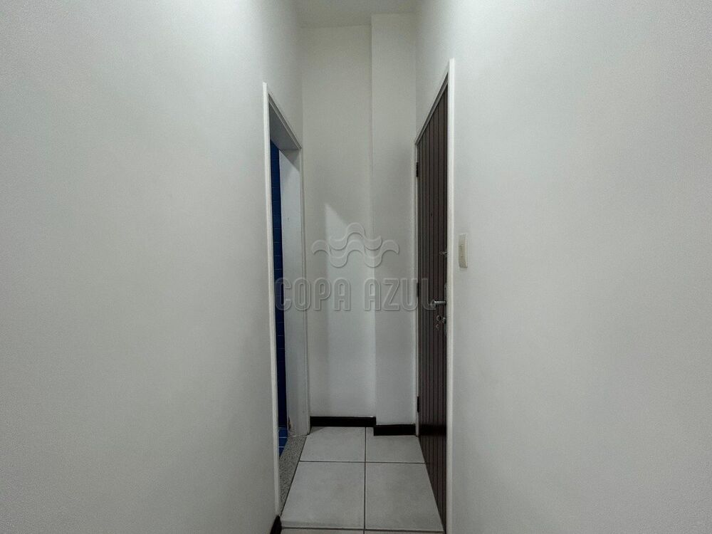 Apartamento à venda com 1 quarto, 40m² - Foto 16