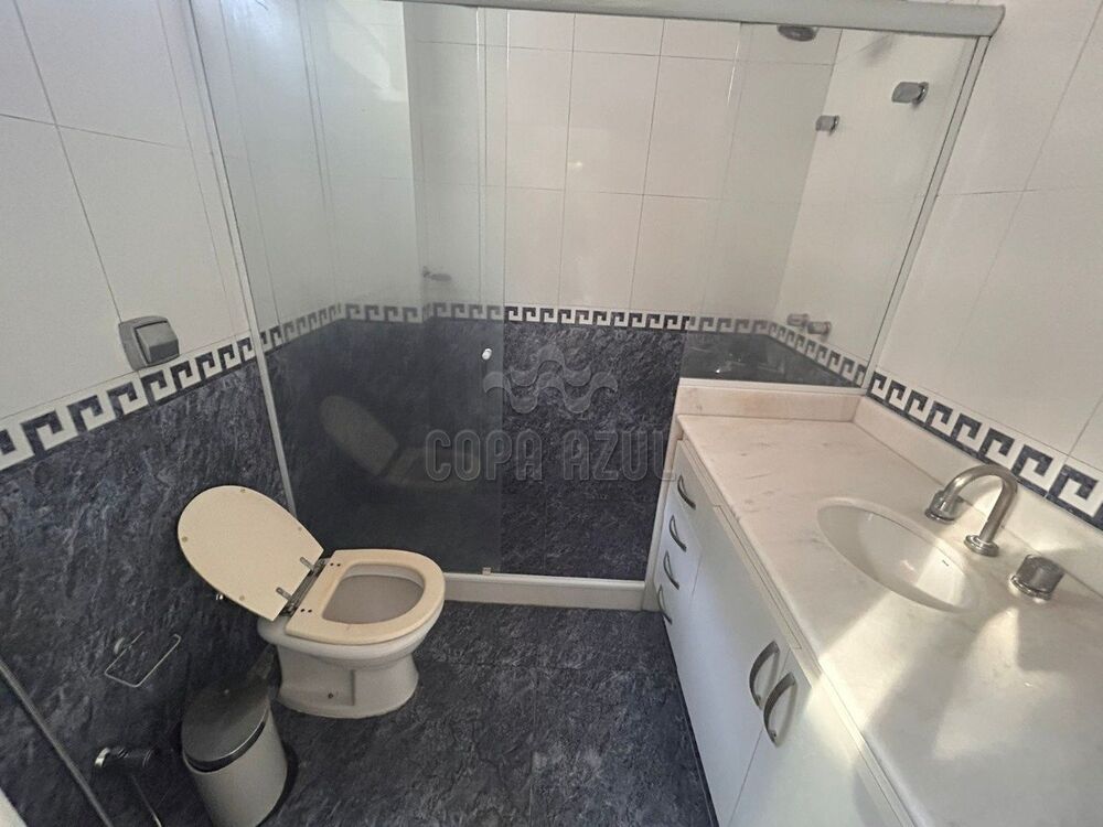 Apartamento à venda e aluguel com 3 quartos, 210m² - Foto 17