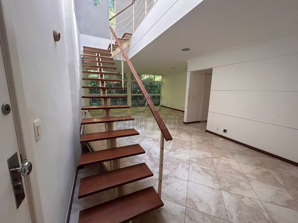 Apartamento à venda e aluguel com 3 quartos, 210m² - Foto 4