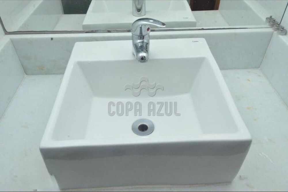 Apartamento à venda com 2 quartos, 70m² - Foto 9