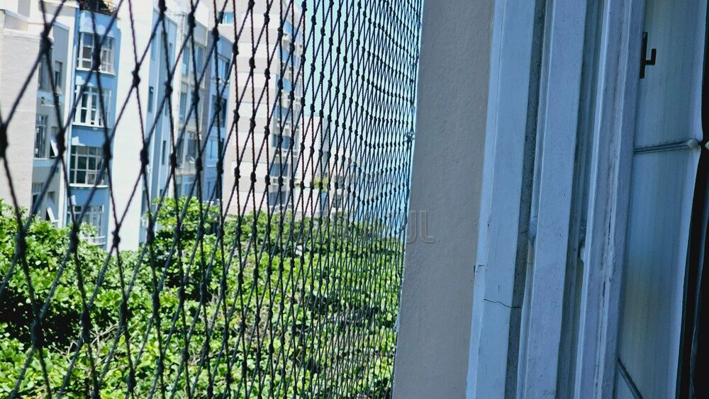 Apartamento à venda com 4 quartos, 182m² - Foto 2