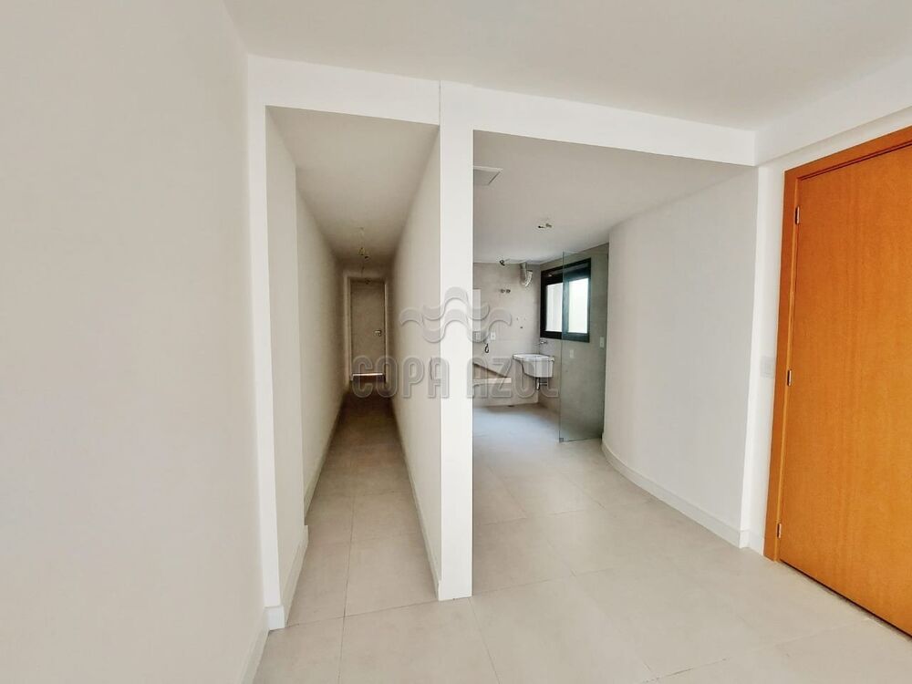 Cobertura à venda com 2 quartos, 181m² - Foto 2
