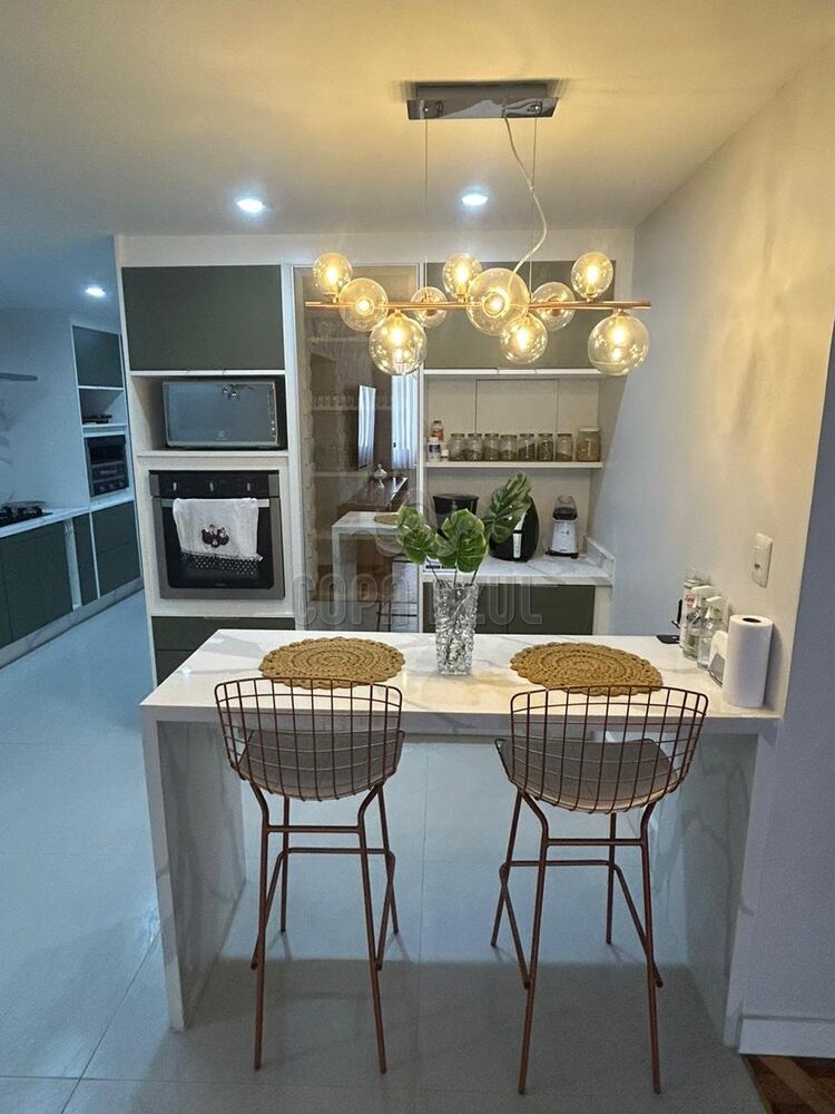 Apartamento à venda com 3 quartos, 126m² - Foto 7