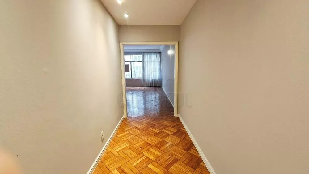 Apartamento, 3 quartos, 245 m² - Foto 2