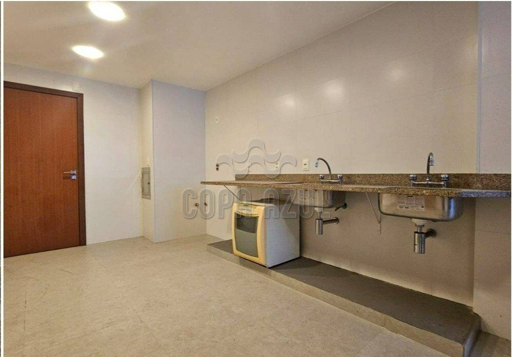 Cobertura à venda e aluguel com 5 quartos, 320m² - Foto 22