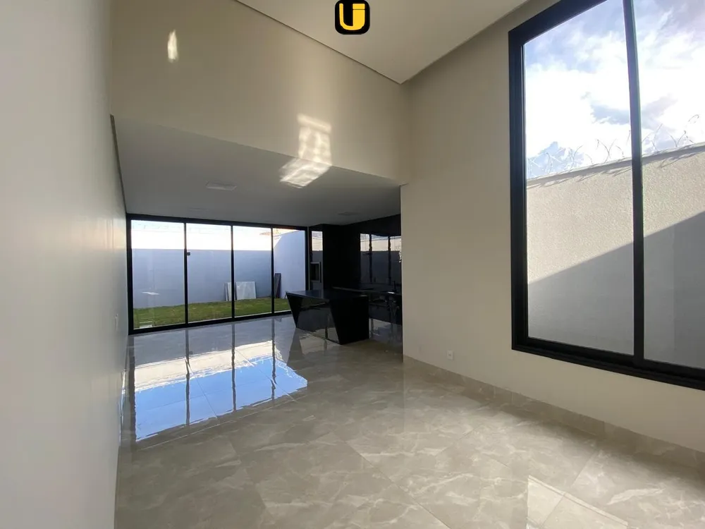 Casa, 3 quartos, 250 m² - Foto 1