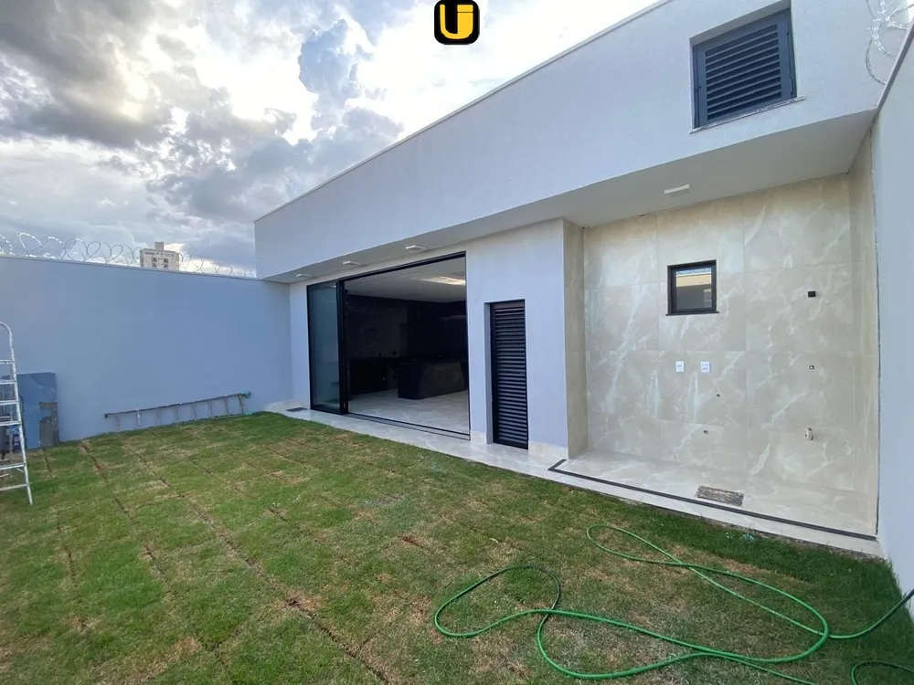Casa, 3 quartos, 250 m² - Foto 4